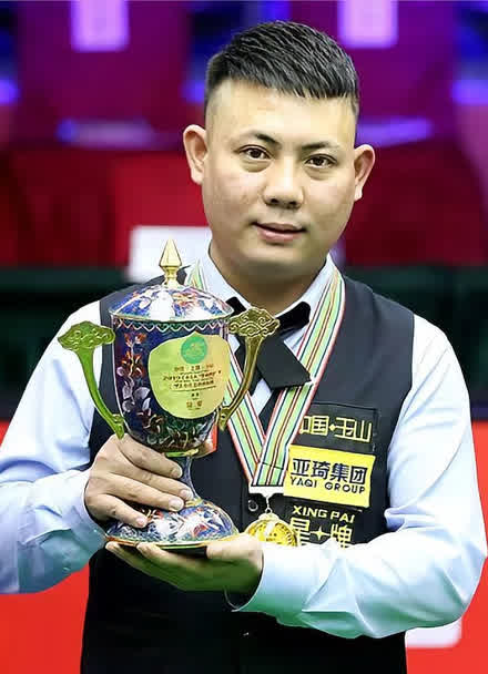 面十分激烈 面十分激烈