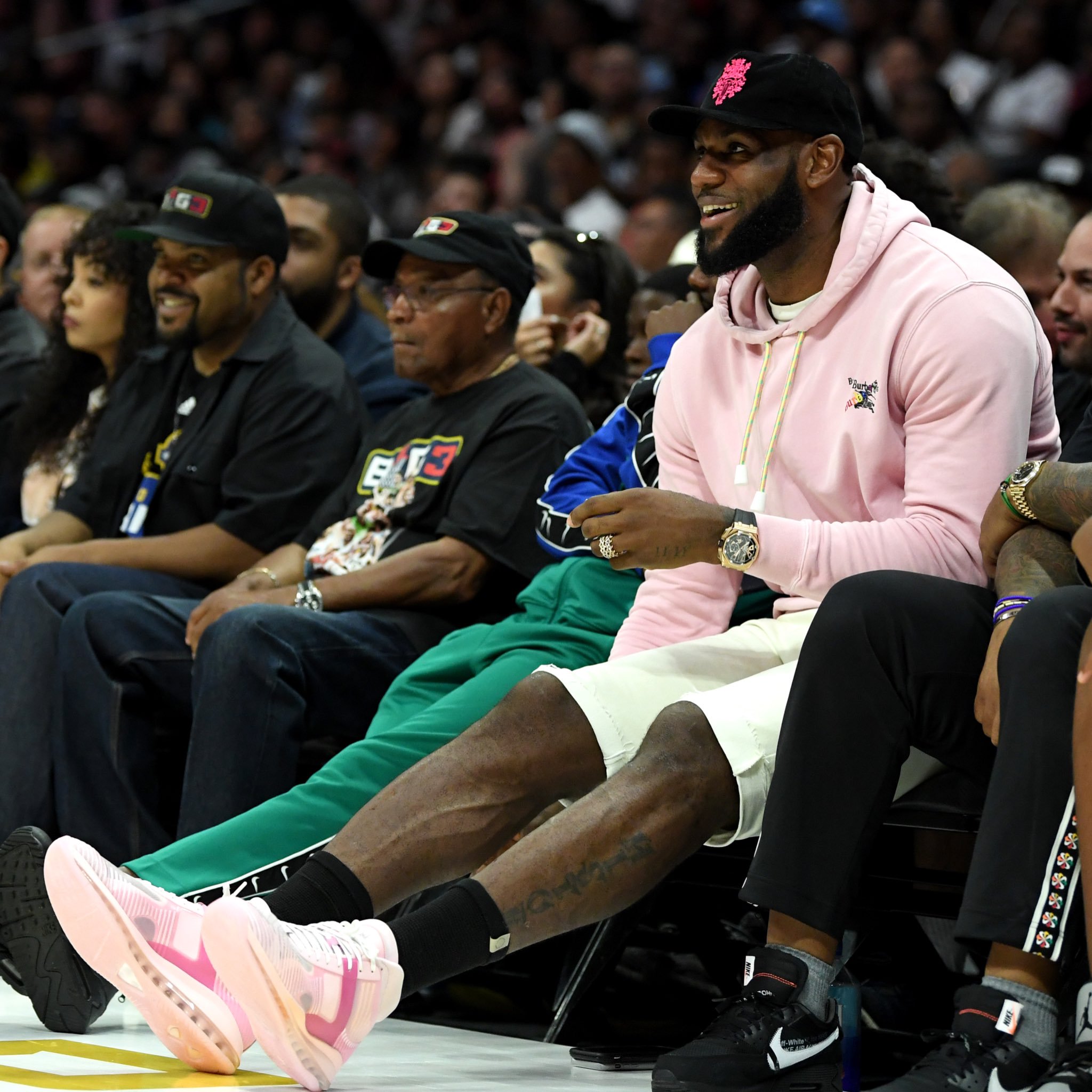 顶的顺脚贴 顶的顺脚贴