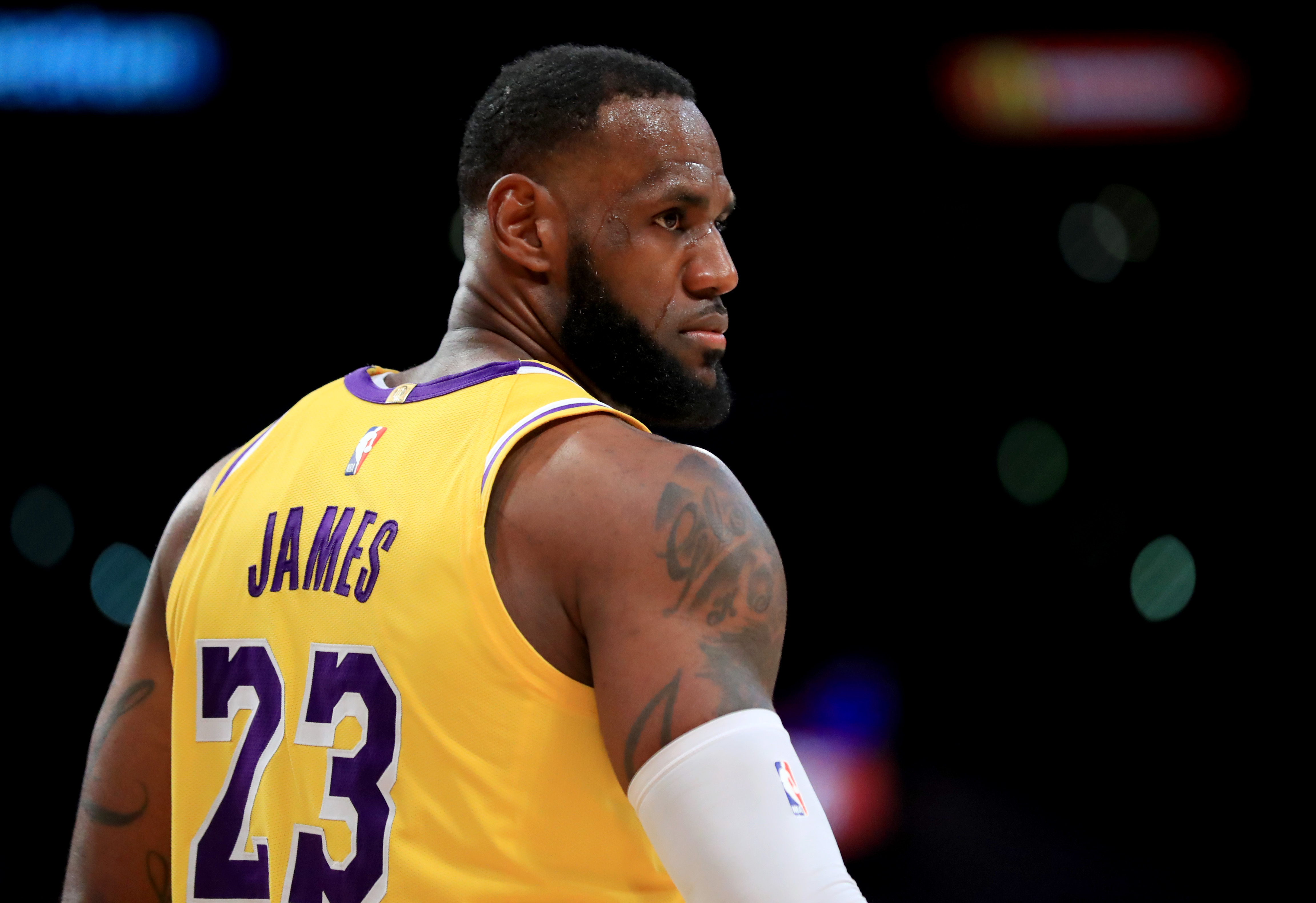 入场通道 入场通道