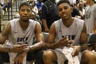 成绩起伏尚 成绩起伏尚